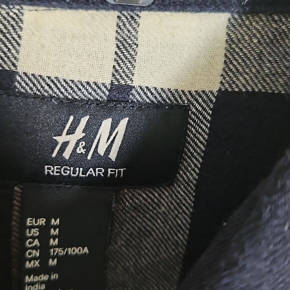 H&M Plaid Button Down Shirt Black Cream Gray Sz Medium - Picture 5 of 10